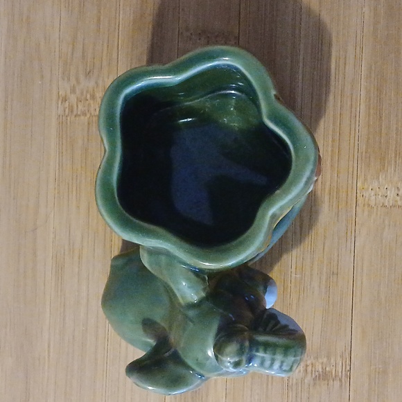 Ceramic Elephant Pot - Picture 4 of 4